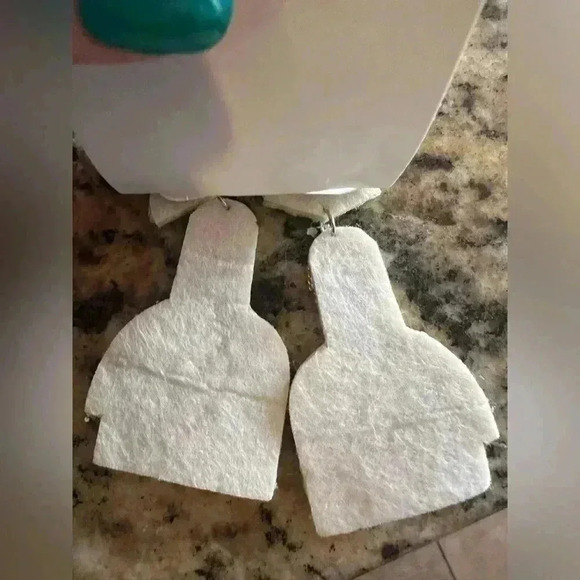 NWT Tequila beaded earrings - Picture 2 of 6